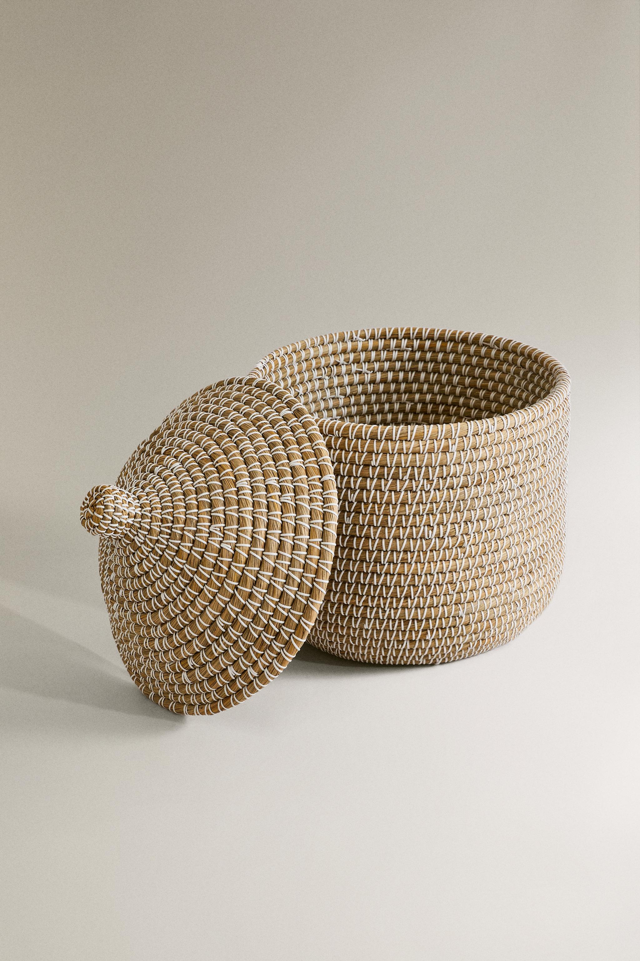 ROUND BASKET WITH LID